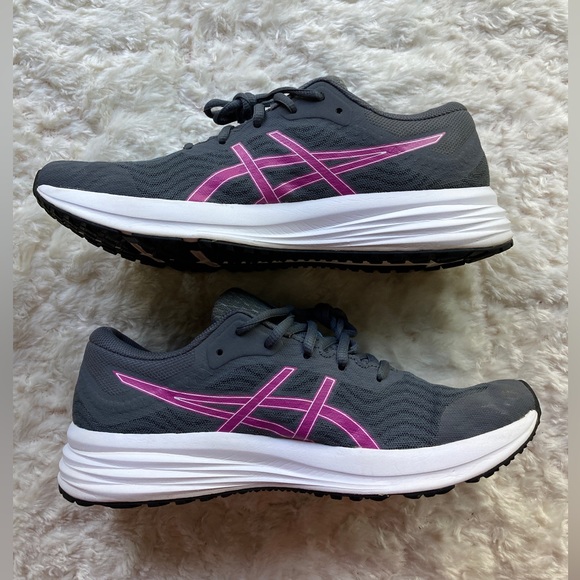 ASICS Patriot 12 Women’s Running Shoes - Size 9.5, Grey, Purple - Picture 4 of 14
